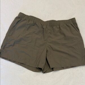 Columbia Tan Athletic Shorts Lightweight Quick-Dry
